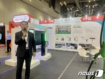 본문 이미지 - 김성두 모던텍 대표는 '2023년 중소기업 기술·경영 혁신대전'이 17일 부산 벡스코에서 개최됐다. ⓒ News1 이민주 기자