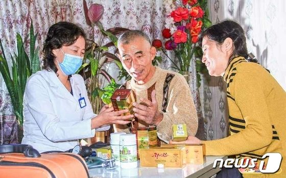 북한, 의료일꾼에 '한식솔'의 마음 주문…