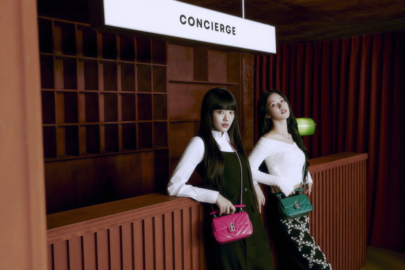 본문 이미지 - 미연,민니/사진 제공=제이에스티나 핸드백