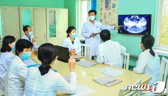 의료사업 중시하는 북한…'환자 치료' 협의회 개최