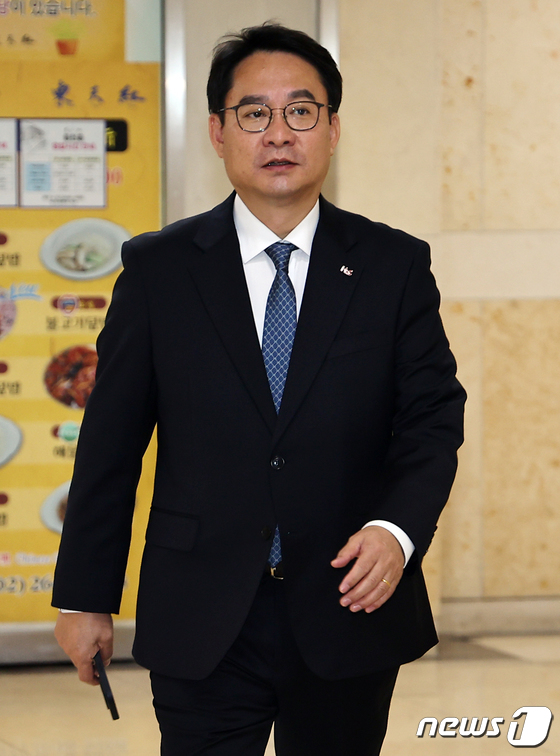 '방심위원회·TV홈쇼핑 대표단 간담회' 참석하는 이일용 대표
