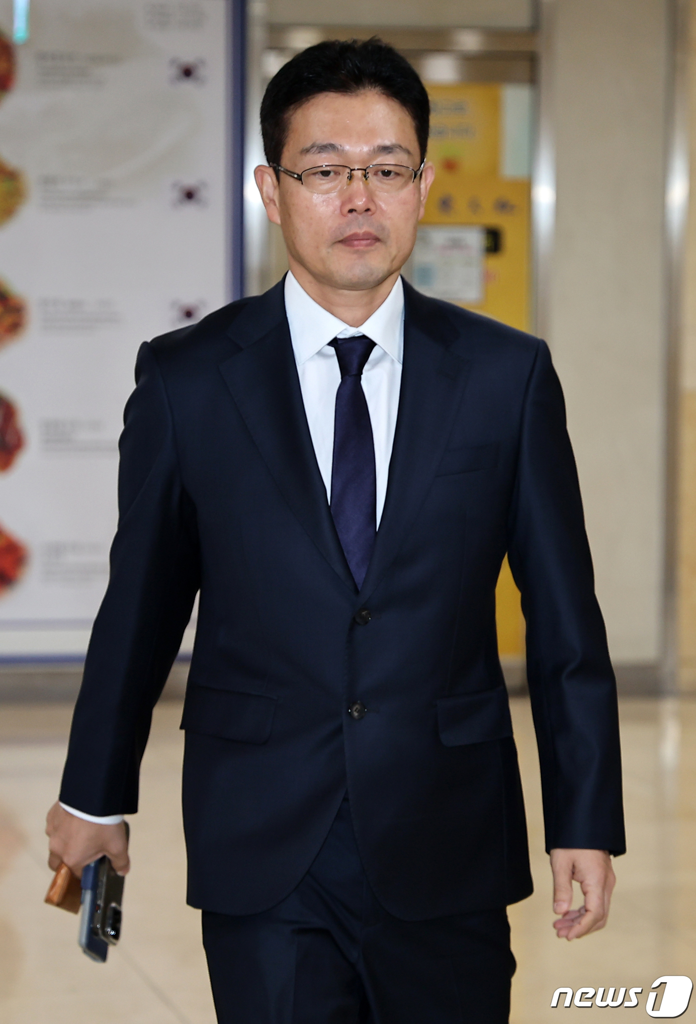 (서울=뉴스1) 김진환 기자 = 이상록 TV홈쇼핑협회장이 20일 오전 서울 양천구 목동의 한 식당에서 열리는 류희림 방송통신심의위원장과 TV홈쇼핑 대표들의 오찬 간담회에 참석하고 …