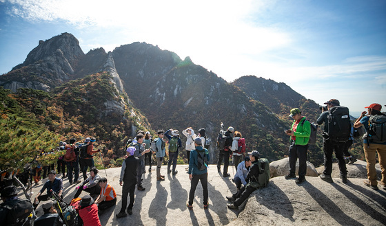 북한산국립공원, 탐방객 맞춤 '안전 문자 서비스' 제공
