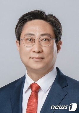 본문 이미지 - 노치환 경남도의원.&#40;노치환 의원실 제공&#41; 