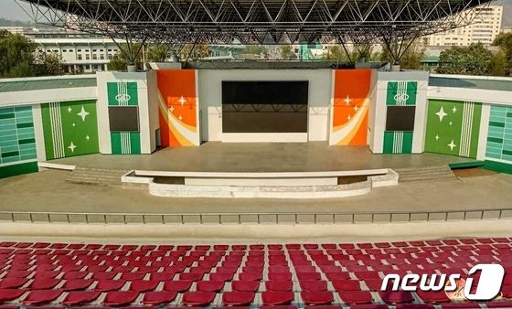 북한. 함흥시에 청년야외극장 건설…