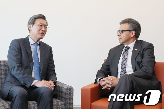 김창범 부회장, 캐나다경제인협회장 접견