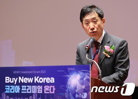 축사 하는 김주현 금융위원장