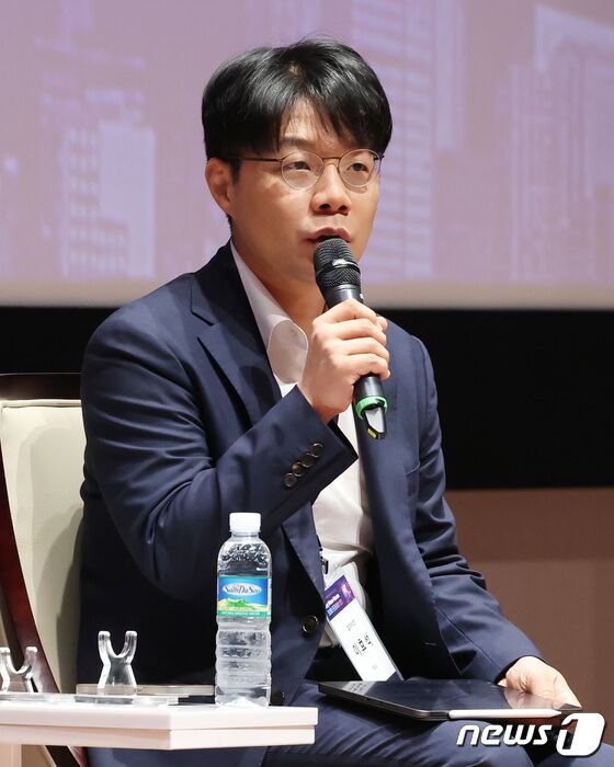 전문가 대담하는 이효석 업라이즈 이사