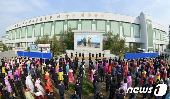 북한 평양치과위생용품 공장 조업… "보건부문 토대 강화"
