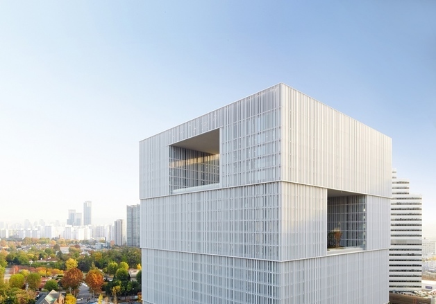 "해외 사업 수익 확대"…아모레그룹, 영업익 6년 만에 최대(상보)