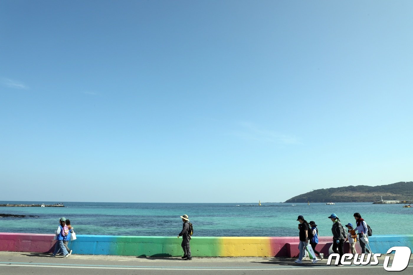 본문 이미지 - 제주시 조천읍 함덕해수욕장 해안길.2023.10.28/뉴스1 ⓒ News1 고동명 기자