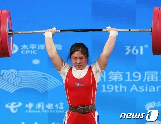 '항저우 아시안게임' 여자 역도 금메달 북한 김일경