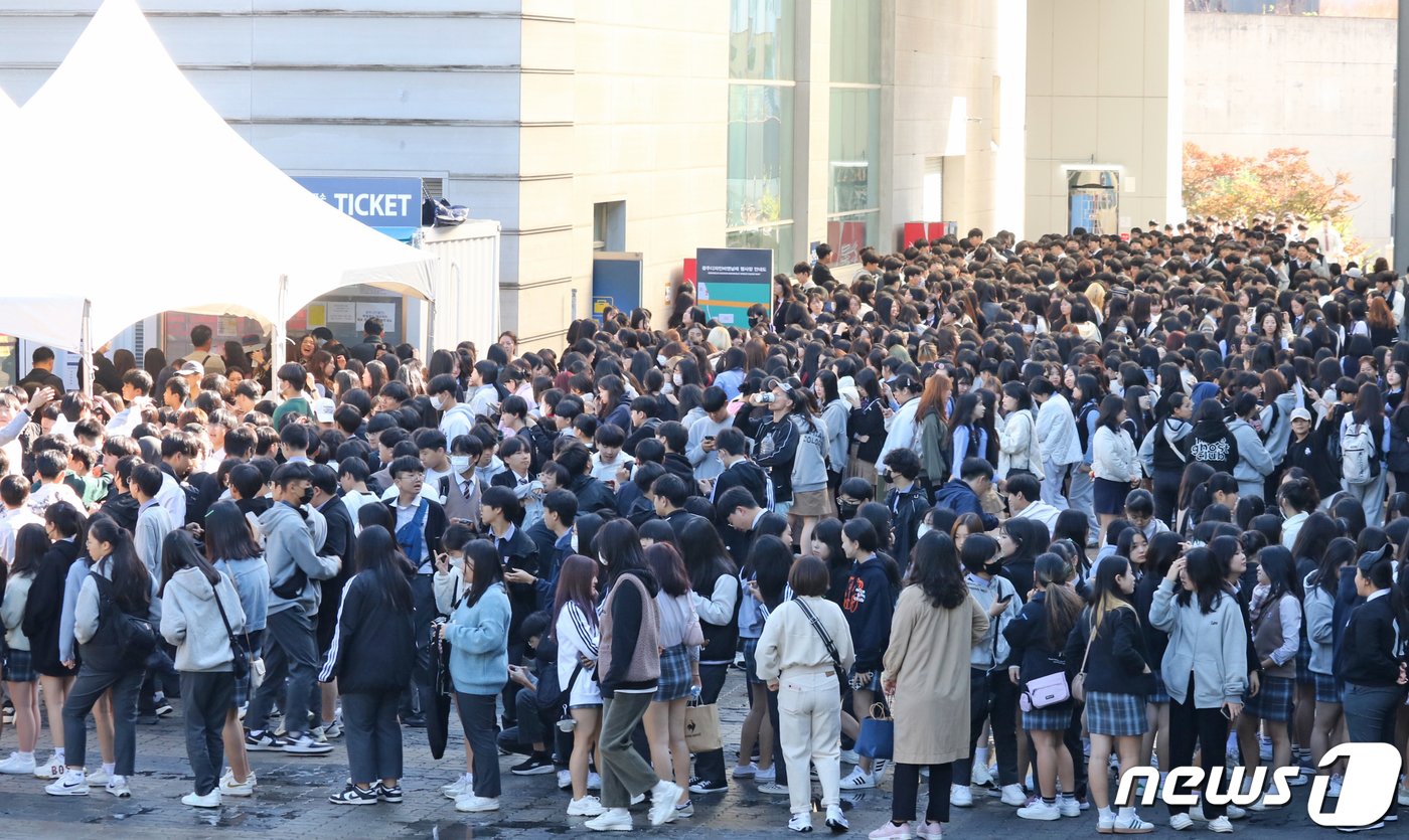 본문 이미지 - 제10회 광주디자인비엔날레 누적 방문객 수가 50만명을 넘어선 것으로 나타났다.(광주디자인진흥원 제공)/뉴스1 