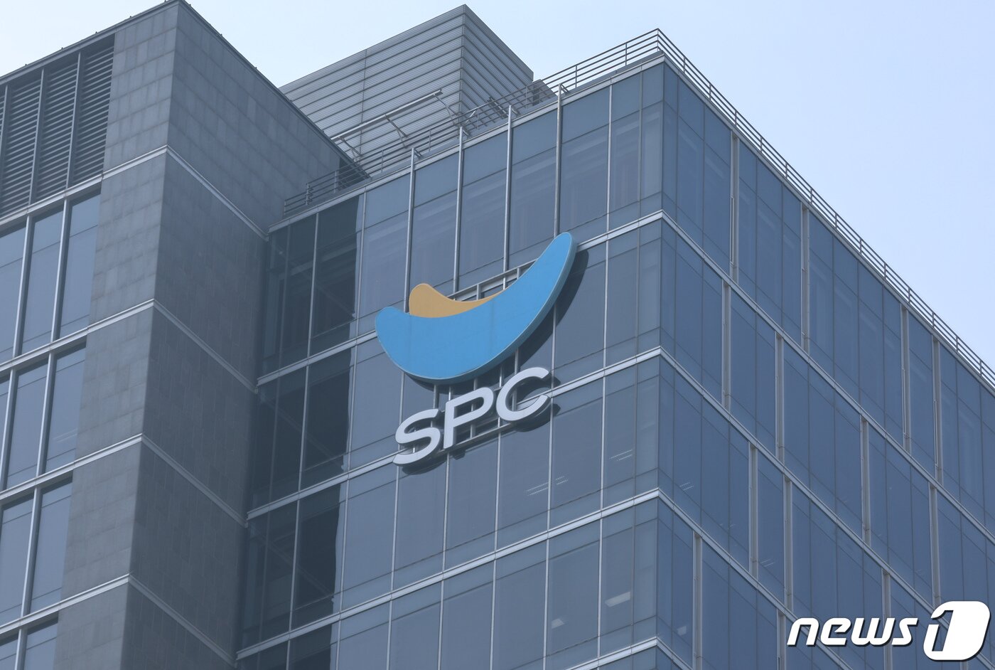 본문 이미지 - 서울 서초구 SPC그룹 본사. 2023.10.30/뉴스1 ⓒ News1 김도우 기자