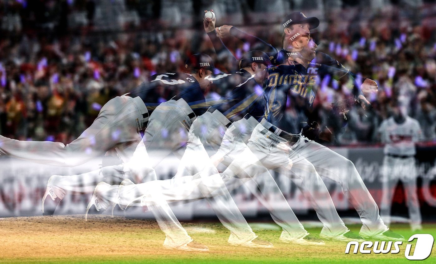 본문 이미지 - 30일 오후 경기 수원시 장안구 KT위즈파크에서 열린 프로야구 ‘2023 신한은행 SOL KBO 포스트시즌’ 플레이오프 1차전 KT 위즈와 NC 다이노스의 경기, 6회말 NC 선발투수 페디가 호투를 이어가고 있다. (다중노출 촬영) 2023.10.30/뉴스1 ⓒ News1 이동해 기자