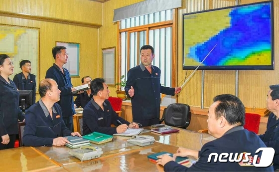 \'수산물 고지 점령\' 지휘하는 북한 수산성