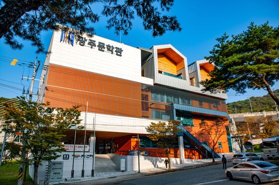 광주문학관, 25일까지 지역 문학자료 공개 수집