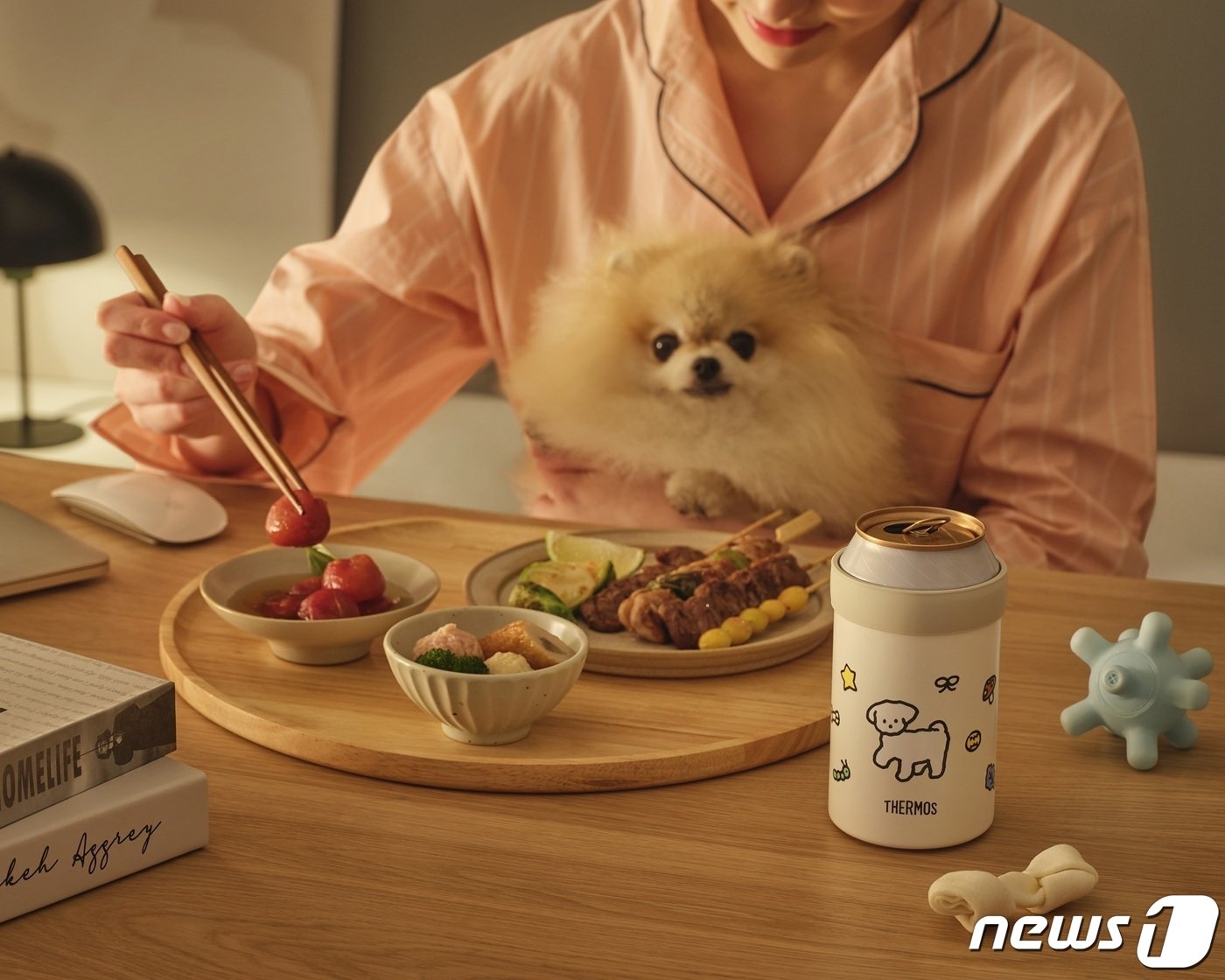 본문 이미지 - 써모스X제로퍼제로 홈 보냉 캔홀더 이미지(써모스 제공) 