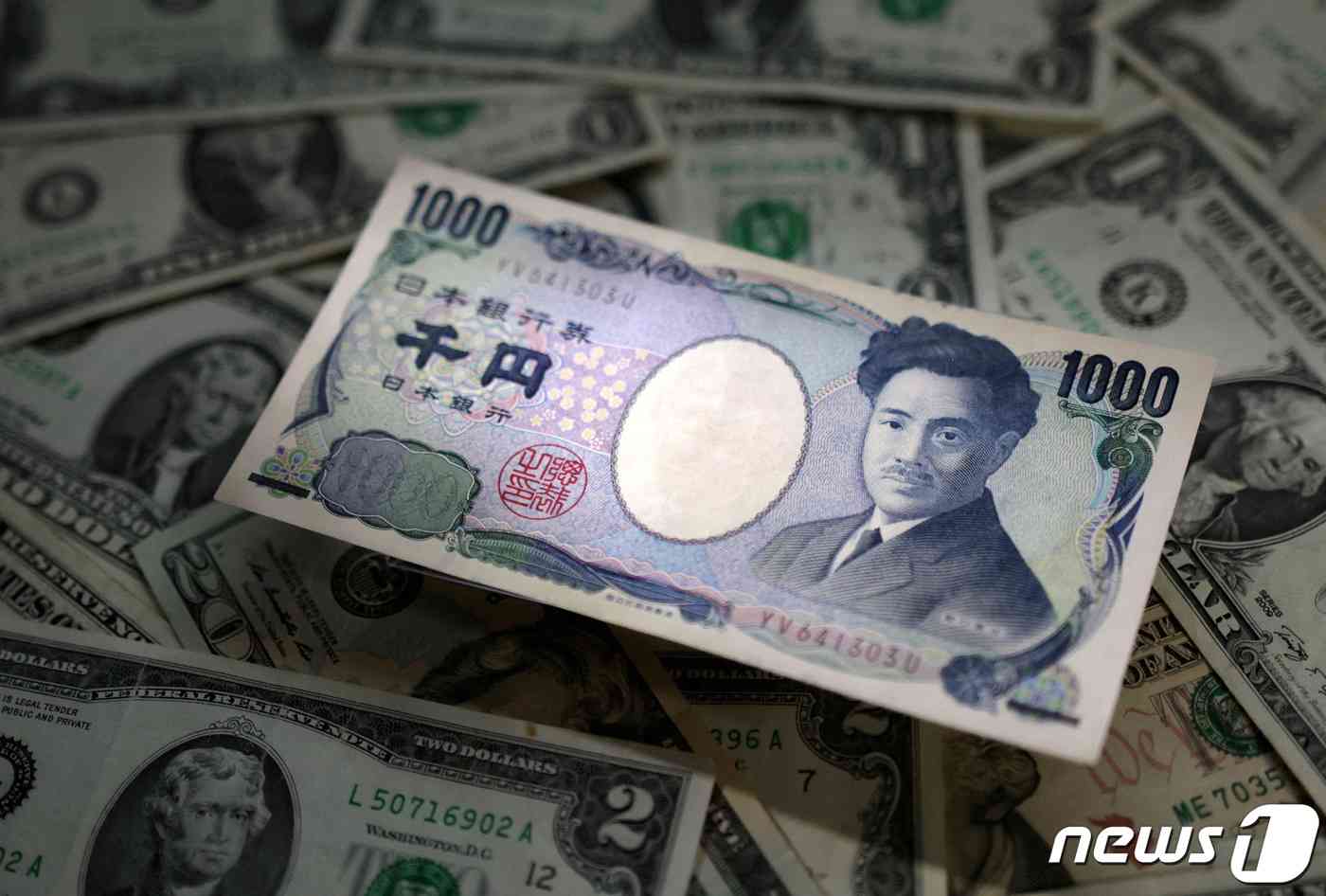 미국 달러와 일본 엔화 © 로이터=뉴스1