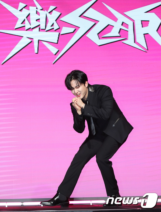 창빈, 락스타