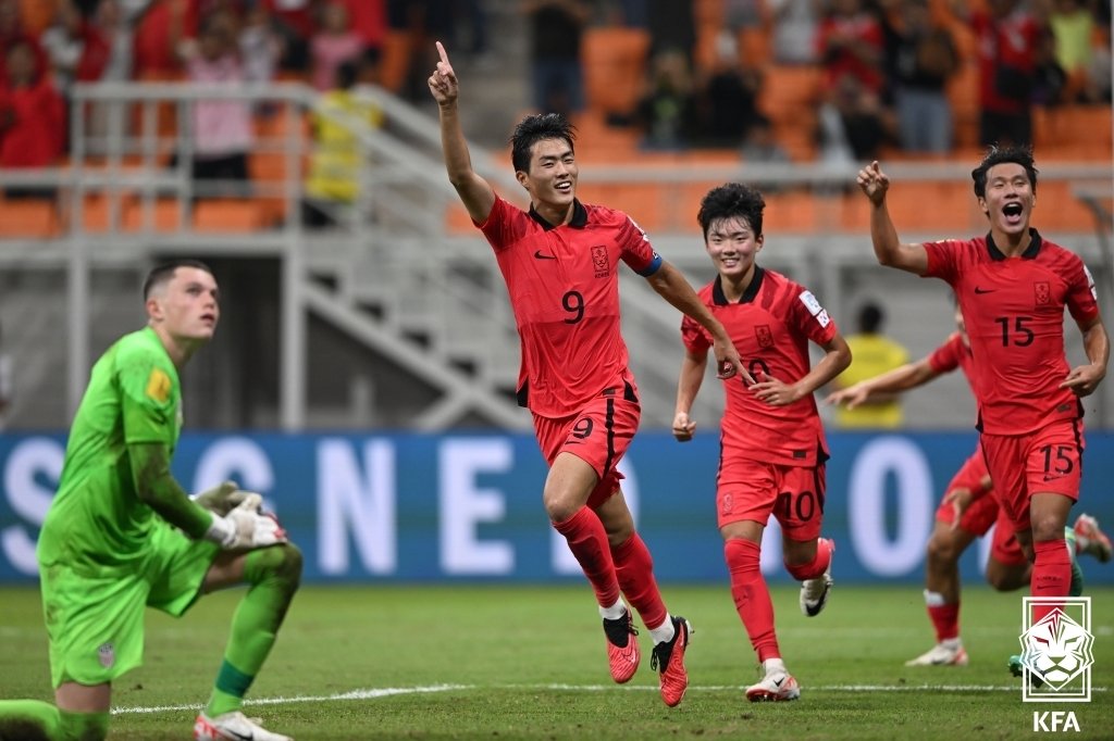 본문 이미지 - 동점골을 넣은 김명준 (대한축구협회 제공)