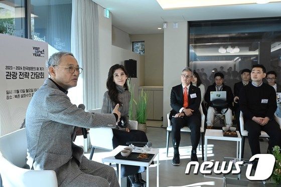 유인촌 장관 '한국방문의 해, 관광 전략은?'