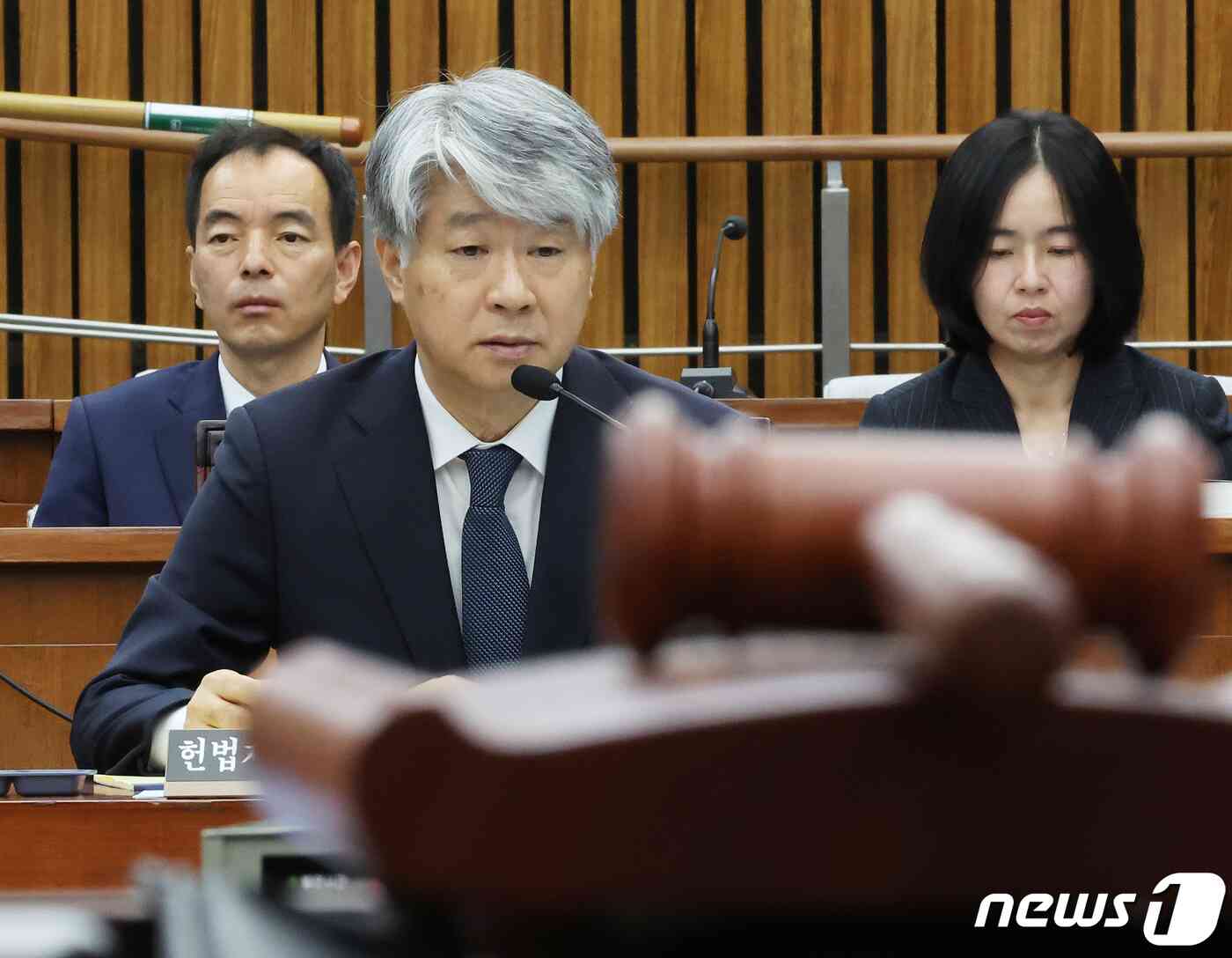 이종석 헌법재판소장 후보자가 13일 서울 여의도 국회에서 열린 인사청문회에서 의원들의 질의에 답변하고 있다. 2023.11.13/뉴스1 © News1 송원영 기자