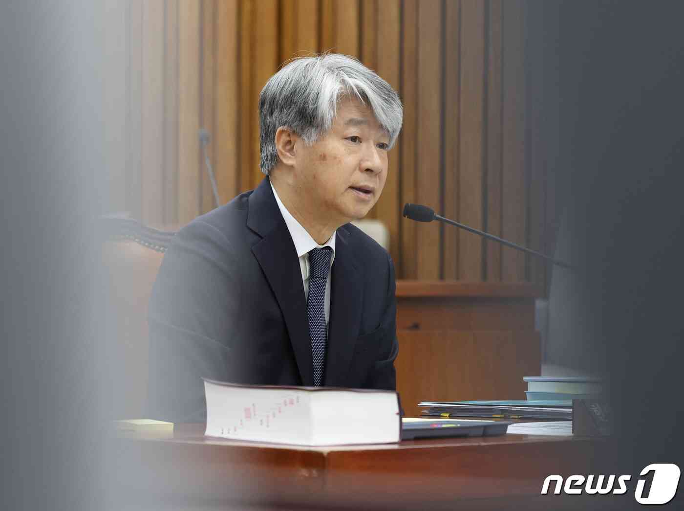 이종석 헌법재판소장 후보자가 13일 서울 여의도 국회에서 열린 인사청문회에서 의원들의 질의에 답변하고 있다. 2023.11.13/뉴스1 © News1 송원영 기자