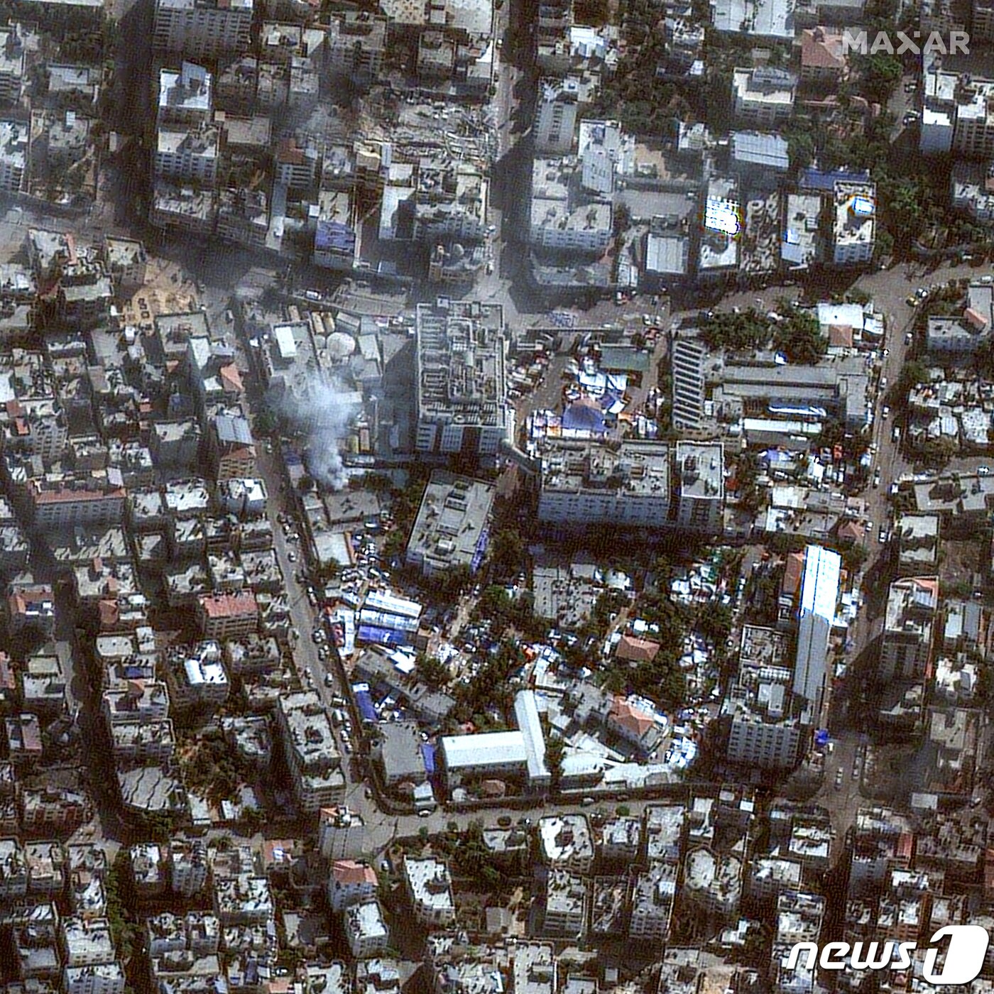본문 이미지 - 인공위성으로 본 알시파 병원 단지. ⓒ 로이터=뉴스1 ⓒ News1 박형기 기자