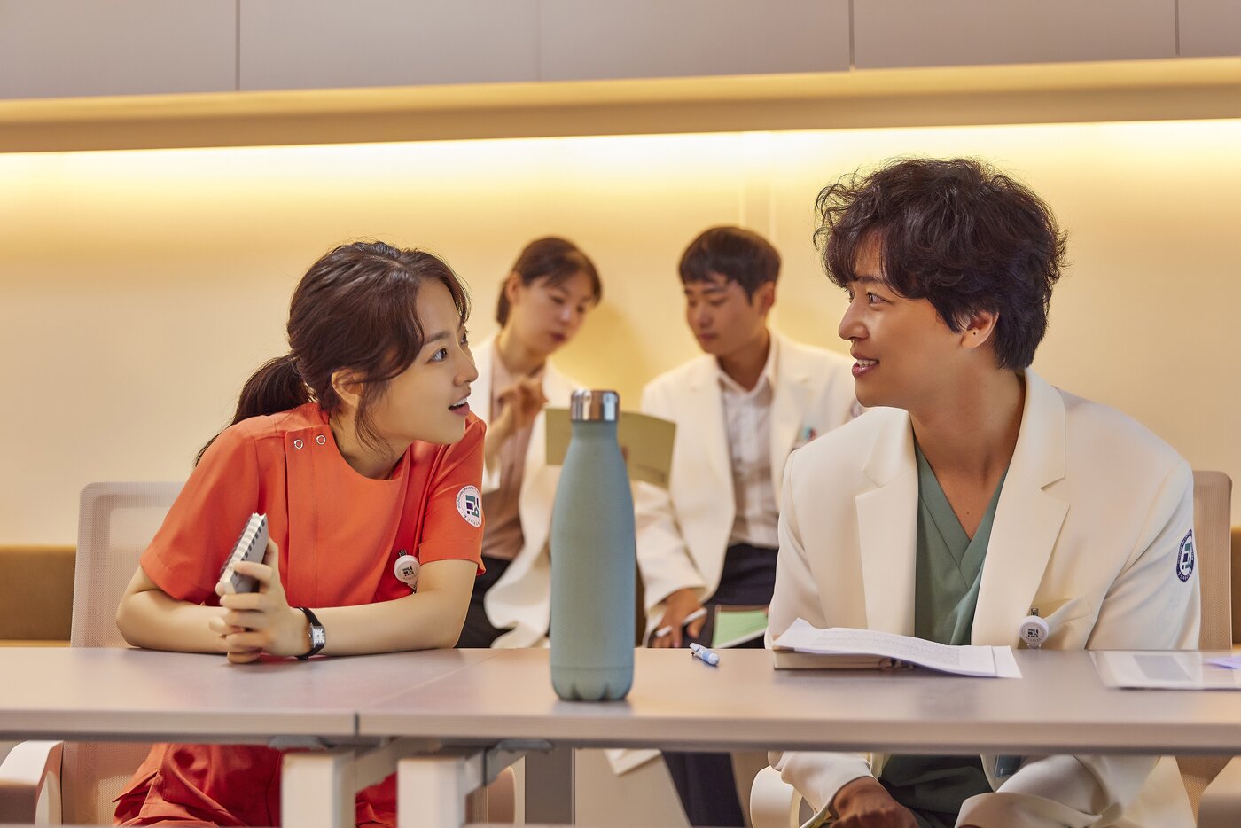 본문 이미지 - 넷플릭스 '정신병동에도 아침이 와요' 제공