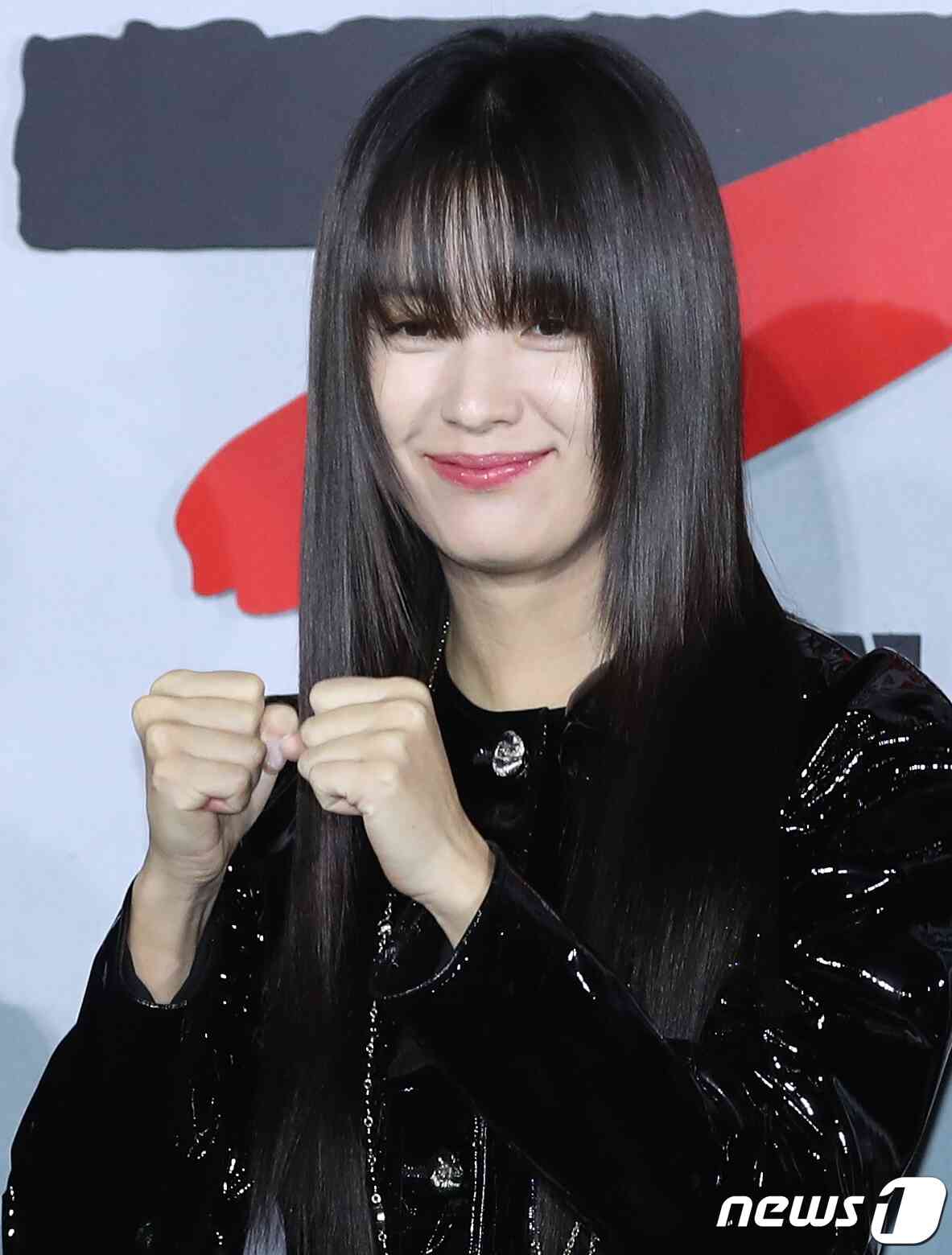 배우 한효주가 14일 서울 용산구 CGV 용산아이파크몰에서 열린 넷플릭스 영화 '독전2‘(감독 백종열) 제작보고회에서 포즈를 취하고 있다. © News1 권현진 기자