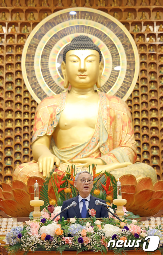 축사하는 유인촌 문체부 장관