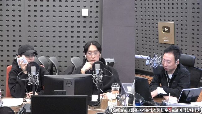 왼쪽부터 이현이, 빽가, 박명수. &#40;KBS 쿨FM &#39;박명수의 라디오쇼&#39; 갈무리&#41;