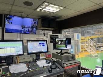 본문 이미지 - 15일 경기 시흥시 태림포장 공장 내부 모습. ⓒ News1 이민주 기자