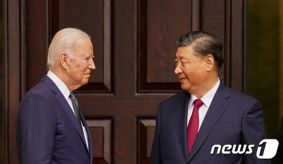 [포토] 조 바이든 미국 대통령과 시진핑 중국 국가주석