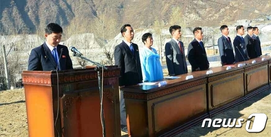 북한 검덕지구에 새 살림집 완공…"새집들이 경사"