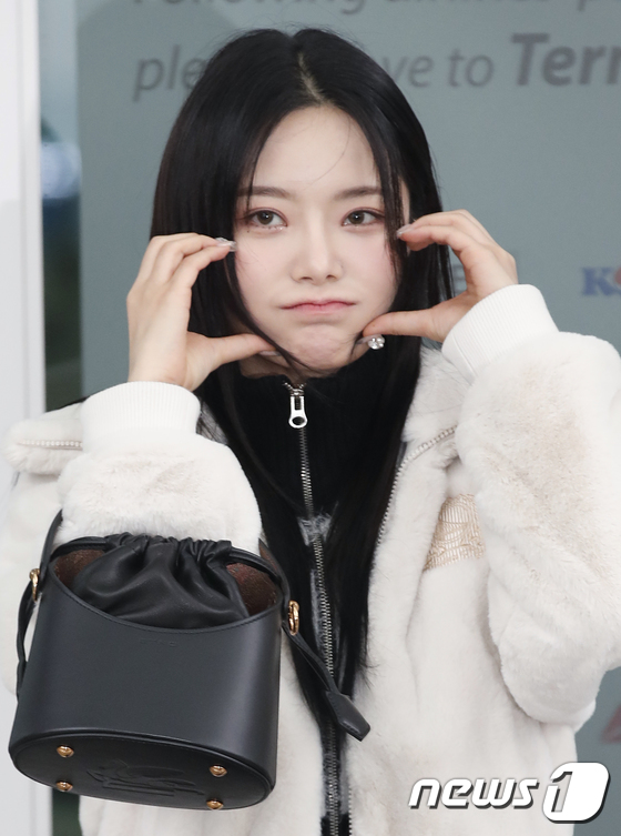 피프티피프티 키나, 빌보드 뮤직 어워드 참석차 출국