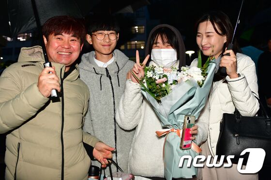 엄마,아빠, 동생아 모두 고마워 