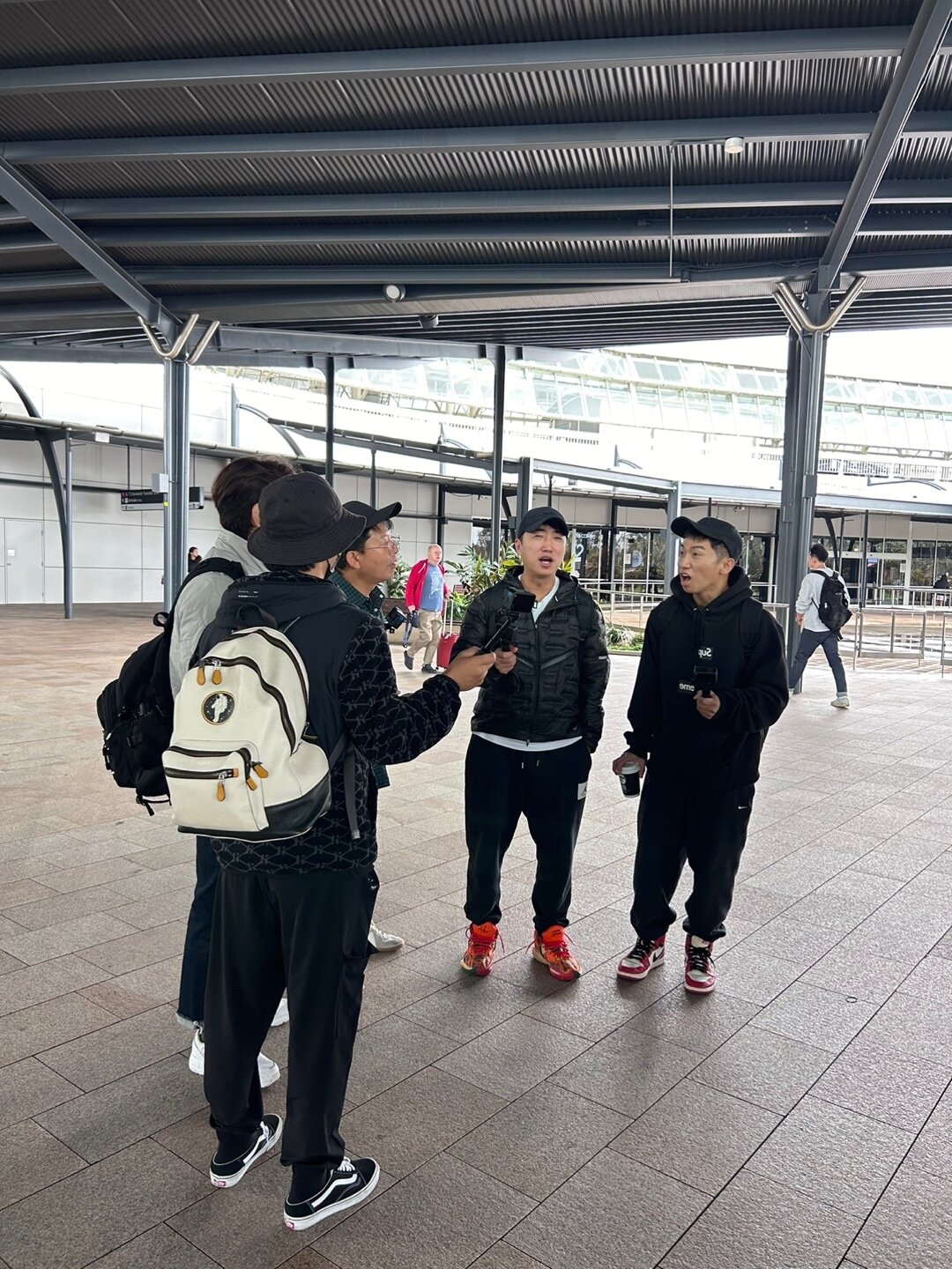 본문 이미지 - 채널S·MBN·라이프타임 '니돈내산 독박투어' 제공