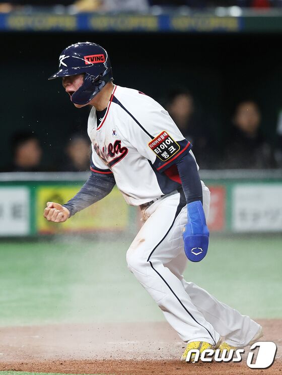 홈 쇄도 박승규 '바로 이거야'