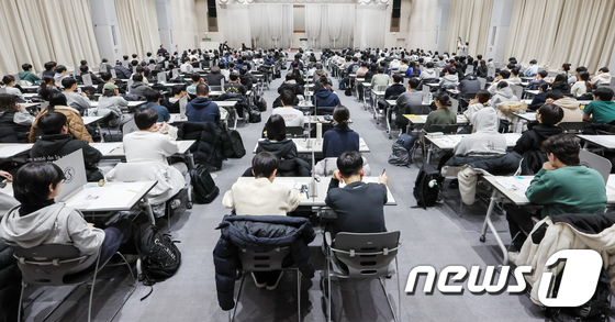 '이제는 논술이다'