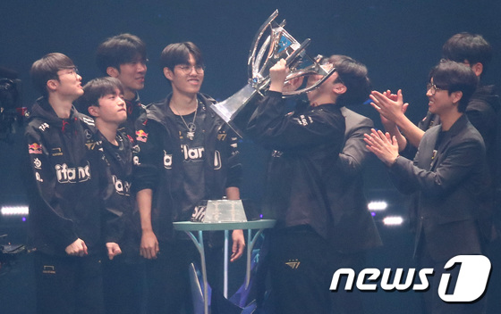 롤드컵 우승한 T1