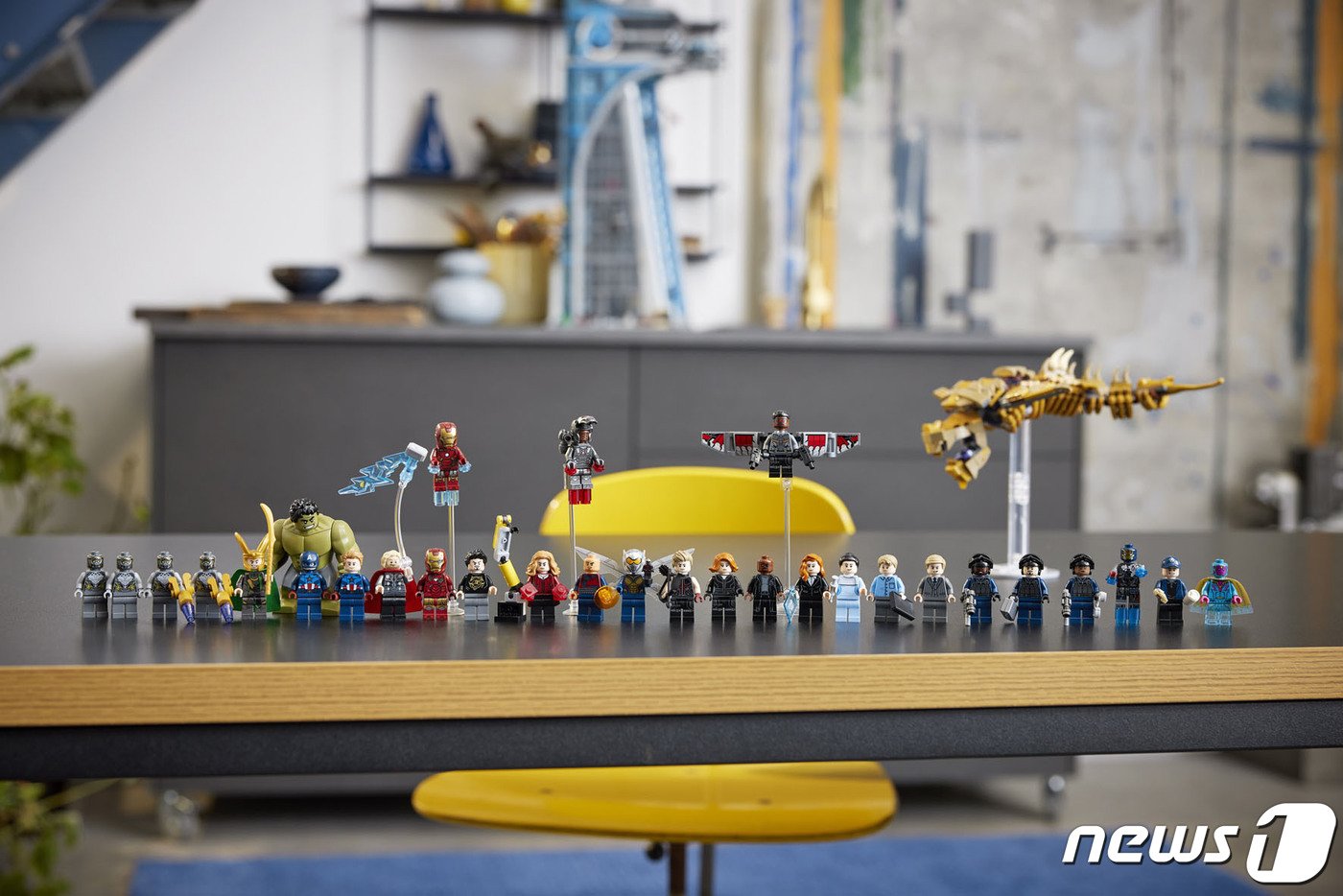 본문 이미지 - 레고 마블 어벤져스 타워 제품 피규어 이미지(레고그룹 제공)  