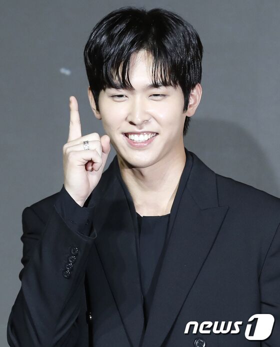 이시우, 춤 좀 출줄 아는 전설의 아산백호