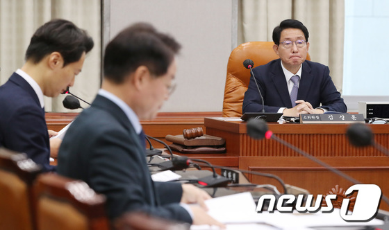 국회 정개특위 법안심사제2소위원회