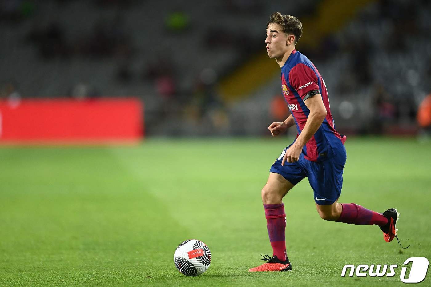 본문 이미지 - 바르셀로나 미드필더 가비. ⓒ AFP=뉴스1