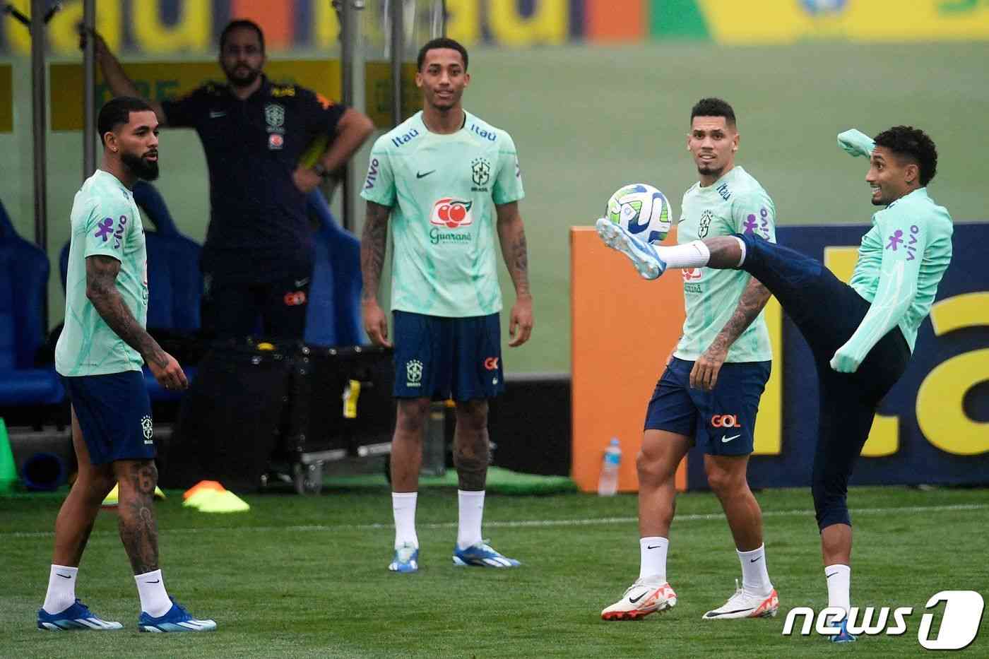 아르헨티나전을 앞두고 훈련하는 브라질. © AFP=뉴스1