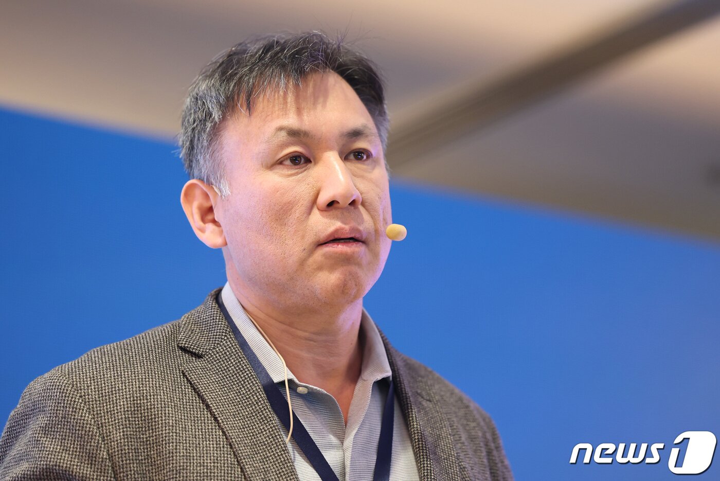 본문 이미지 - 강상구 메디사피엔스 대표가 22일 서울 중구 소공동 롯데호텔 사파이어볼룸에서 열린 &#39;글로벌 바이오 포럼 2023&#39;&#40;Global Bio Forum 2023&#41;에서 소아희귀유전질환의 유전체변이해석 서포트를 위한 AI기술활용을 주제로 발표하고 있다. 2023.11.22/뉴스1 ⓒ News1 박지혜 기자