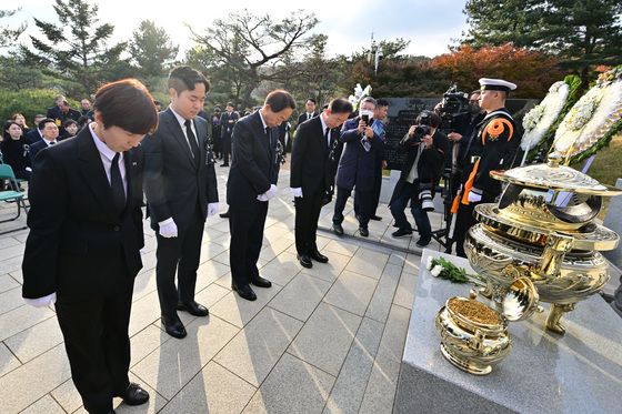 오늘 김영삼 전 대통령 9주기 추모식…정치권 주요 인사 참석