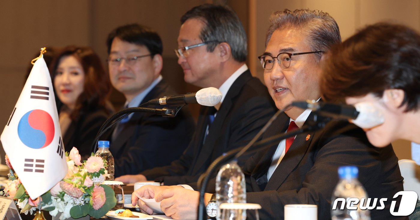 박진 외교부 장관이 26일 오전 부산 해운대구 시그니엘 부산에서 열린 한일외교장관 회담에서 발언하고 있다. 2023.11.26/뉴스1 ⓒ News1 김명섭 기자